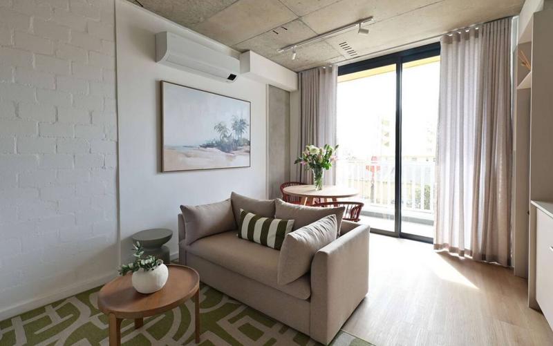 1 Bedroom Property for Sale in Sea Point Western Cape